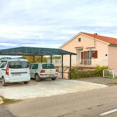 With Terrace And Private Parking Apartment *