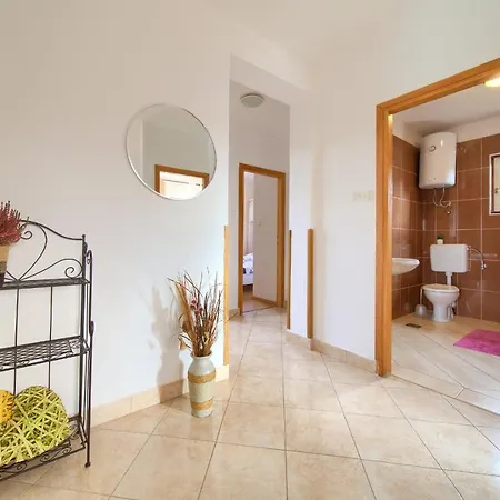 With Terrace And Private Parking Apartment *
